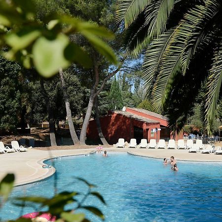 Residence Odalys Le Village Camarguais Les Gardians Арль Экстерьер фото