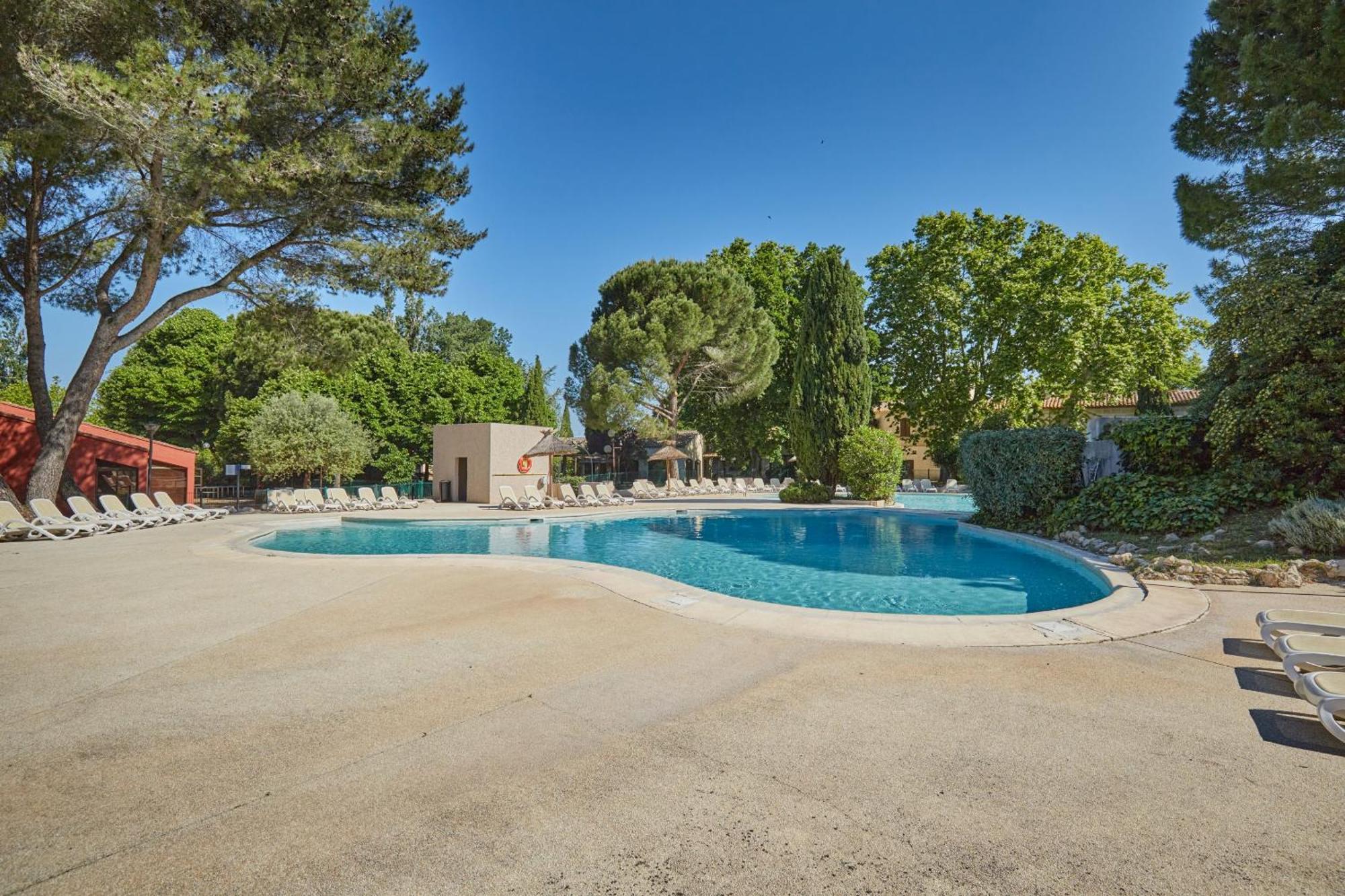 Residence Odalys Le Village Camarguais Les Gardians Арль Экстерьер фото